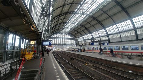 Amsterdam Centraal Station : r/lgg6