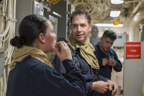 DVIDS Images Rear Adm Brad Cooper Visits USS Arlington Image 1 Of 2