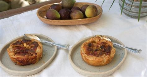 Tartelettes feuilletées aux figues pistaches et pignons recette