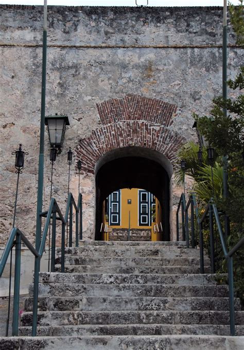 Fort Nassau, Fort Nassauweg - Curaçao Monuments