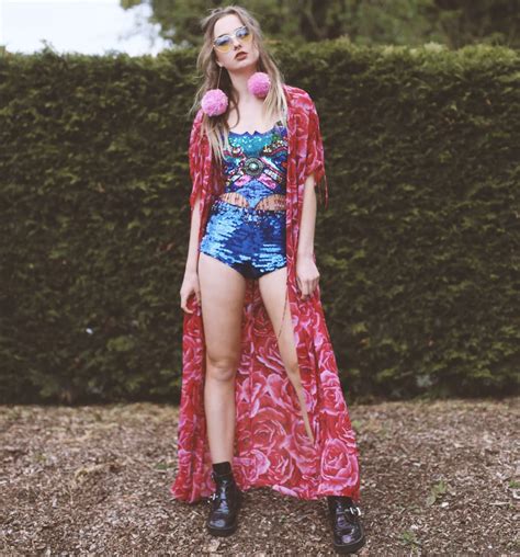 17 Super Funky Outfits For Women Worth Trying Funky Outfits Funky