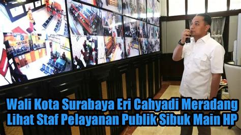 Terpantau Di Cctv Staf Kantor Pelayanan Publik Sibuk Main Hp Bikin