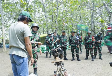 Pangdam Brawijaya Tinjau Kesiapan Yonzipur Abw Sebelum Dikirim Ke