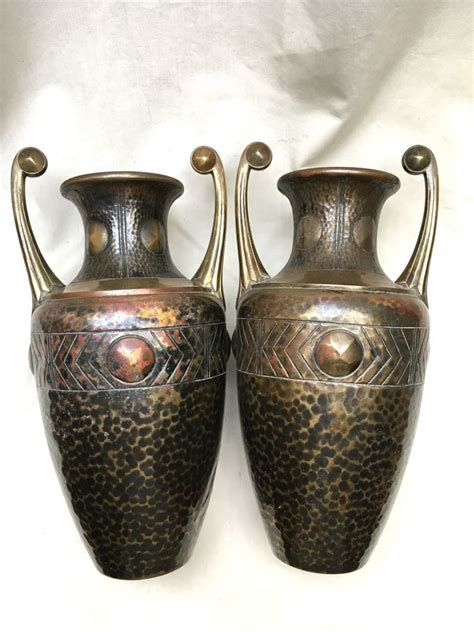 PAIRE DE VASES EN DINANDERIE ART NOUVEAU La Boutique à Opio