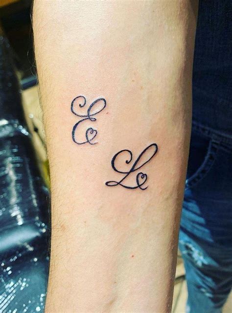 30 Pretty Initial Tattoos You Will Love | Style VP