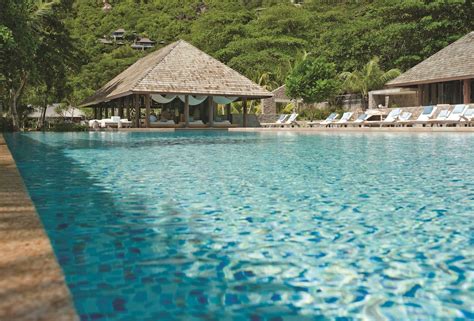 Four Seasons Resort Seychelles | Classic Vacations