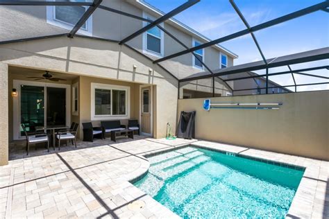 Luxury Town Home With Splash Pool In Solara Resort Redawning