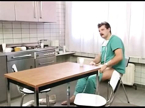 Blonde Patientin Macht Fortschritte Zu Einem Krankenhausarzt XHamster