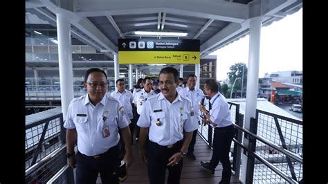 Wali Kota Resmikan Halte Integrasi Transjakarta Jatinegara Di Stasiun