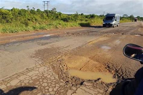 Br Buracos Falta De Sinaliza O E Viagens Que Duram At Horas