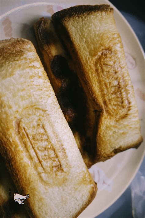 Toffy sandwich maker try out – CHARLIE YANG