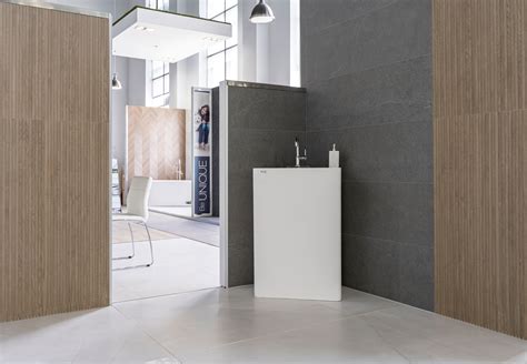 5 THINGS TO BRING WHEN VISITING OUR TILE STORES IN MIAMI | Prosein USA