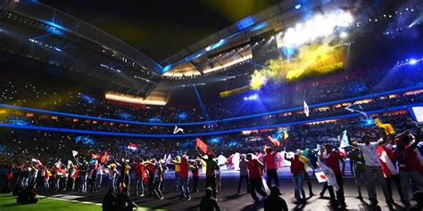 Pesta Sepak Bola Dimulai Inilah Potret Kemeriahan Opening Ceremony