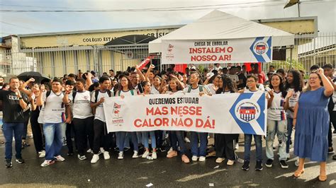 Alunos Protestam Contra Falta De Climatiza O Em Salas De Aula O Que