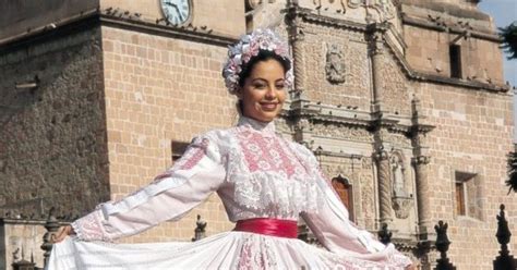 Traje T Pico De Aguascalientes M Xico