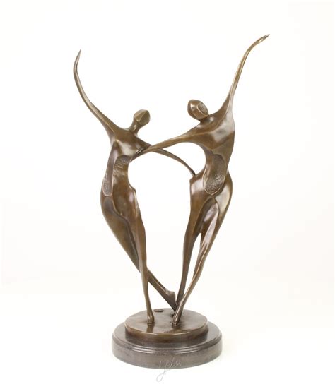 Statue bronze dancing couple modern - Eliassen