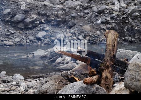 Les Quatre L Ments De La Nature Feu Eau Terre Air Con U Dans Un