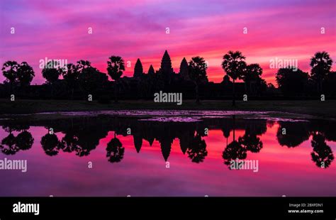 Angkor Wat at Sunrise Stock Photo - Alamy