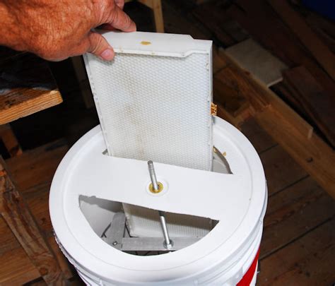 Low Cost Diy Honey Extractor For Small Scale Bee Keepers Democratic Underground