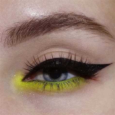 10 Stunning Eyeliner Designs You Gotta Try For Your Next Party In 2023