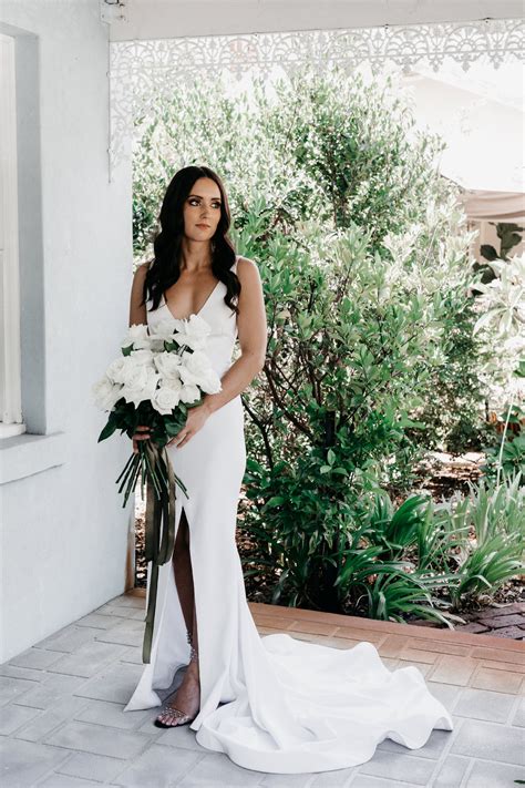 Brides By Design Preloved Wedding Dress Save 64% - Stillwhite