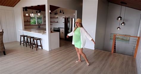 Bachelor's Arie, Lauren Luyendyk's New Hawaii House Tour: Photos | Life ...