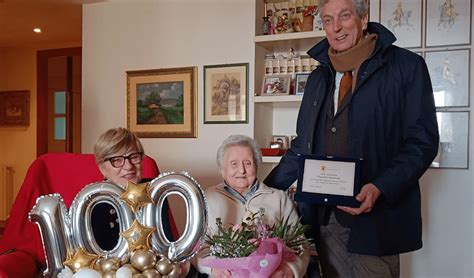 Onorina Compie 100 Anni Gli Auguri Del Sindaco Youtvrs