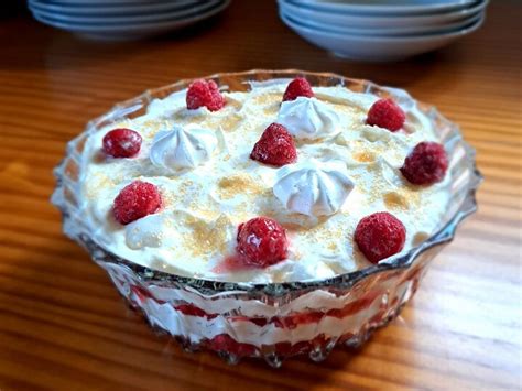 Himbeer Mascarpone Creme Mit Baiser Von Hauptstadtgenuss Chefkoch