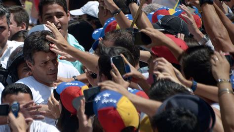 Social media key for Venezuelan protesters