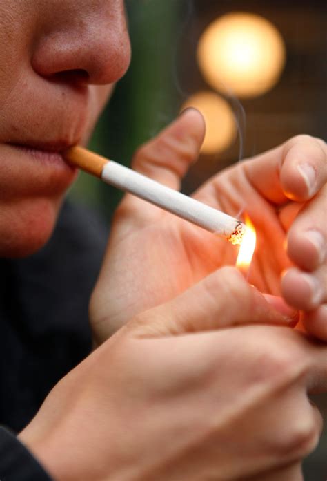 Dans Quelles Proportions La Hausse Du Prix Des Cigarettes Encourage T