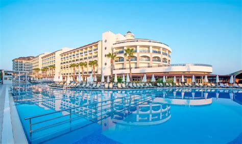 Lastminuter Wczasy w Turcji ultra all inclusive w 5 hotelu od 1150 zł