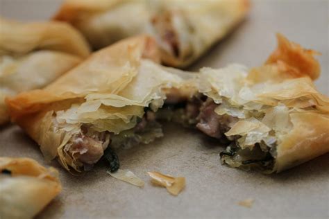 Chicken Leek Mushroom And Spinach Filo Parcels Mykitchen