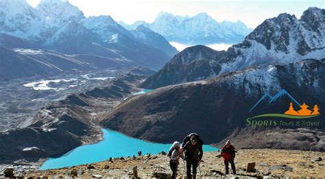 Gokyo Chola Pass Trek Days