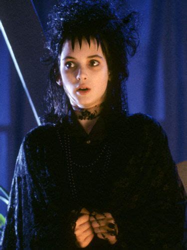 25 Most Iconic Film Looks Of All Time Beetlejuice Movie Winona Ryder