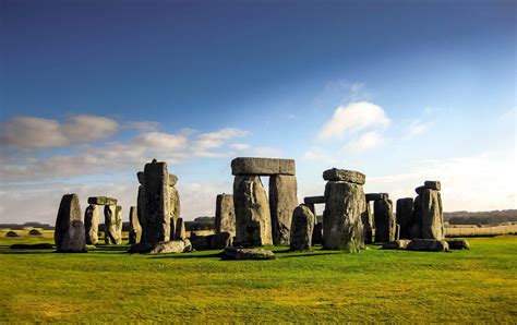 Archaeologists Pinpoint Source of Stonehenge’s Sarsen Megaliths ...