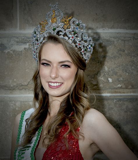 Miss Earth Australia Sheridan Mortlock Crowned Miss Earth Air