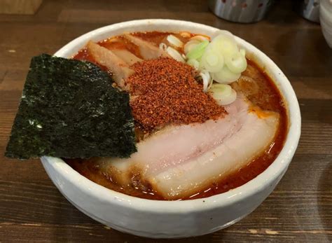 【麺処 井の庄 辛辛魚ラーメン】激辛美味さの頂点がここに ボーボーボリューミー