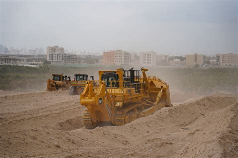 Earthmover Showdown Top 10 Biggest Dozers In The World