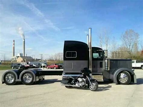 Pin By Pure Beauty On Smokin Stacks Big Trucks Kenworth Trucks