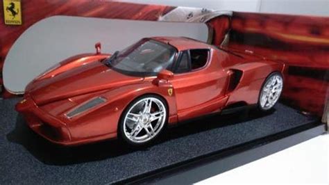 Ferrari Enzo Hot Wheels Whips 118