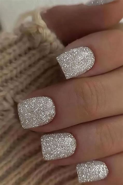 65 Dazzling New Years Eve Nail Designs To Ring In 2024 Artofit