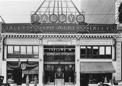 1902: Birth of the Movie Theater - FunFlicks