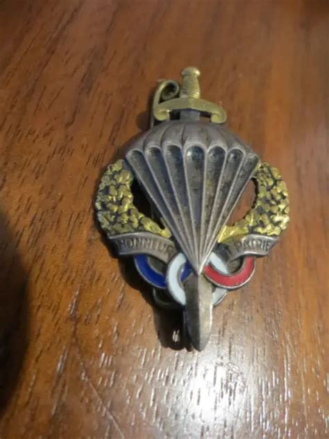 BEL INSIGNE Brevet Préparation Militaire Parachutiste ALGERIE EUR 1 00