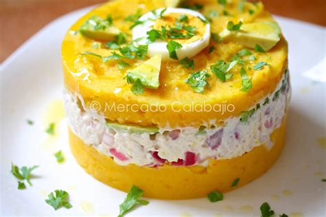 Causa limeña de pollo Receta peruana Mercado Calabajío