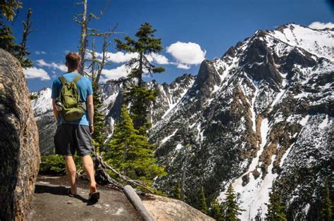 15 Stunning Hikes in North Cascades National Park - Go Wander Wild