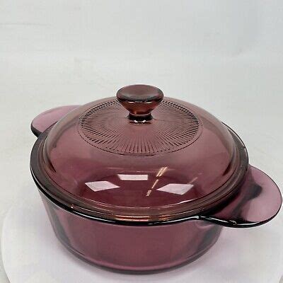 Corning Qt Sculptured Visions Cranberry Small Round Casserole