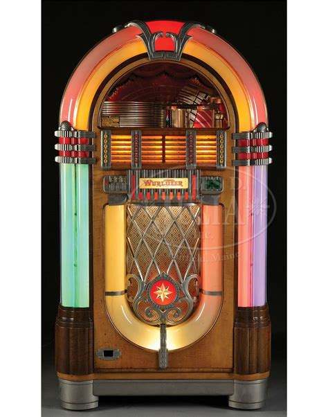 Original Wurlitzer 1015 Jukebox