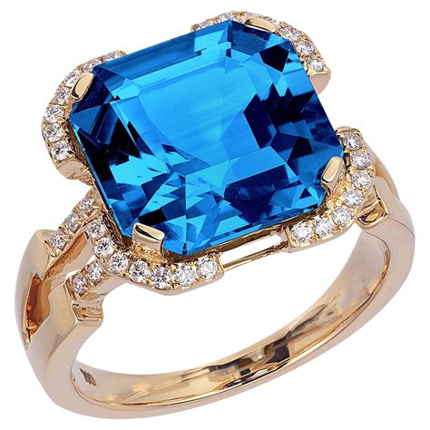 Goshwara Emerald Cut London Blue Topaz Ring For Sale At Stdibs