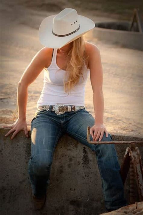 Country Concert Outfits For Women 20 Styles To Try