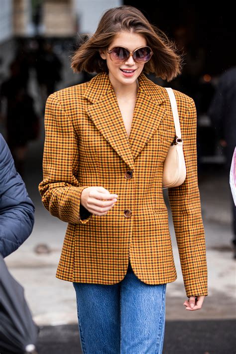 Kaia Gerber Maneras De Llevar Un Blazer Tan Bien Como Ella Este